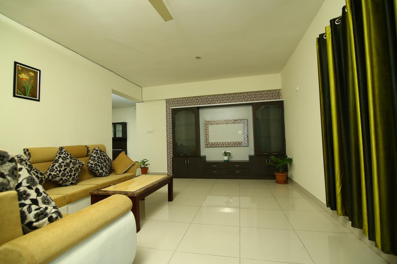 Fresh Living Prime Hitech Hotel Hyderabad Luaran gambar