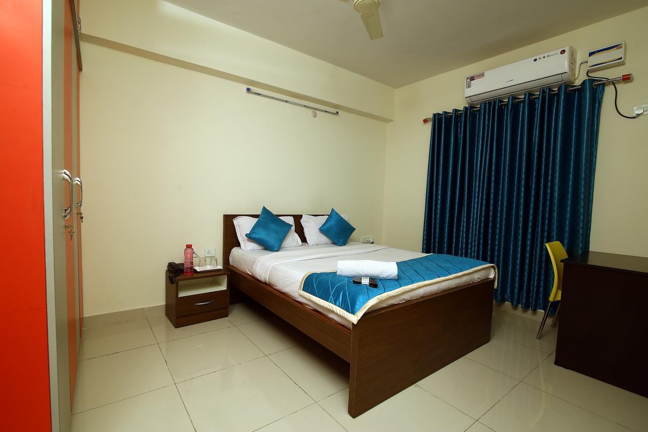 Fresh Living Prime Hitech Hotel Hyderabad Luaran gambar
