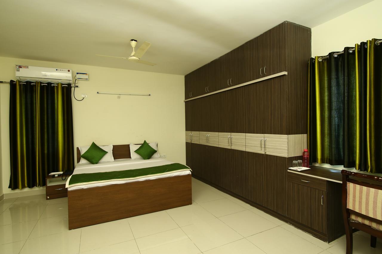 Fresh Living Prime Hitech Hotel Hyderabad Luaran gambar