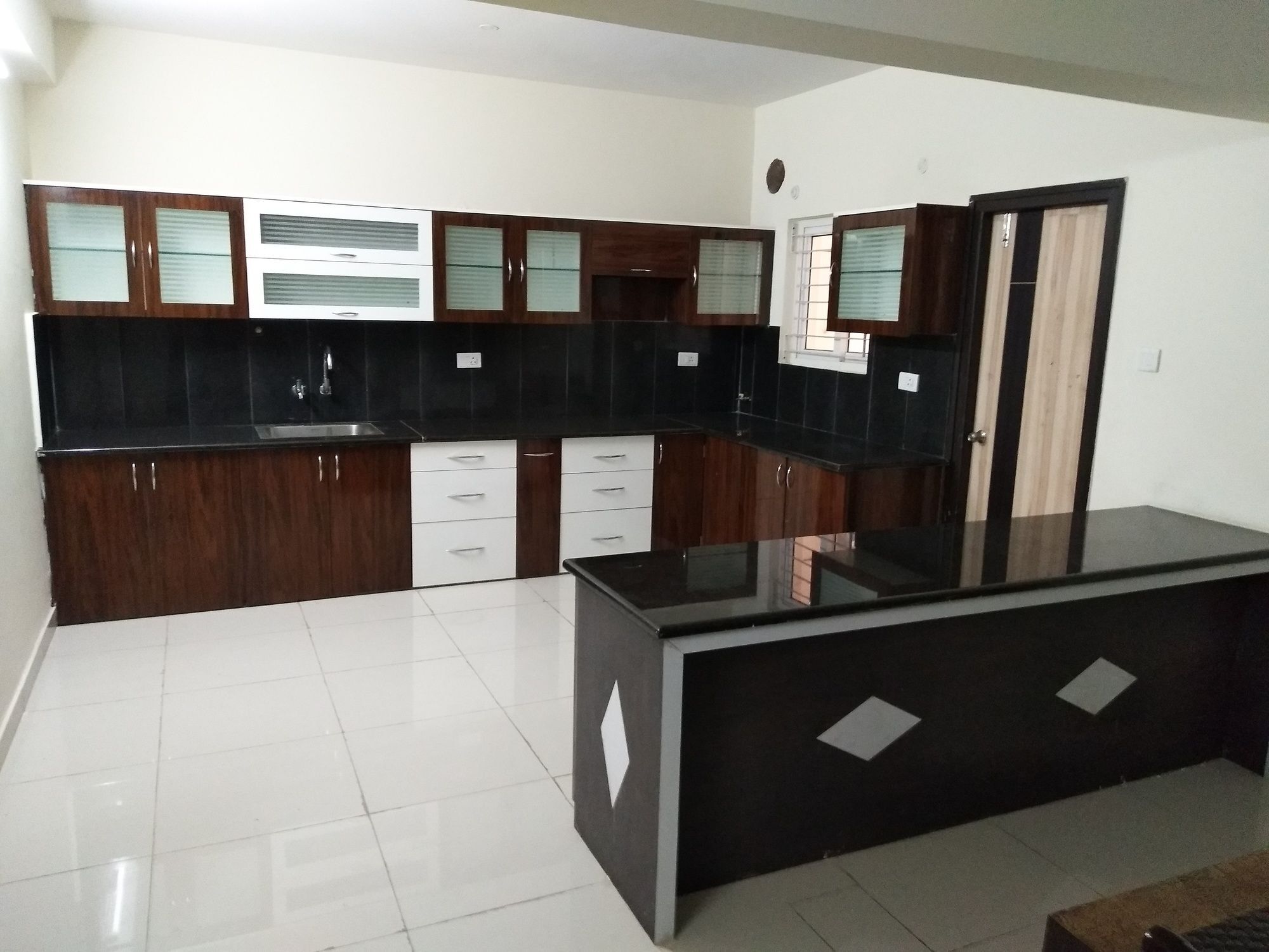 Fresh Living Prime Hitech Hotel Hyderabad Luaran gambar
