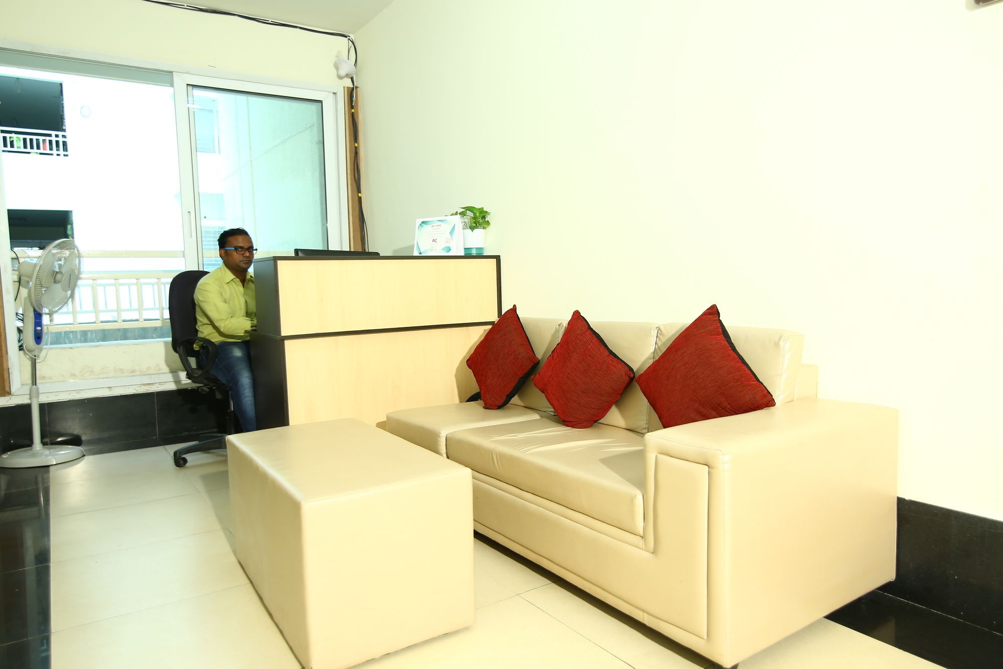 Fresh Living Prime Hitech Hotel Hyderabad Luaran gambar